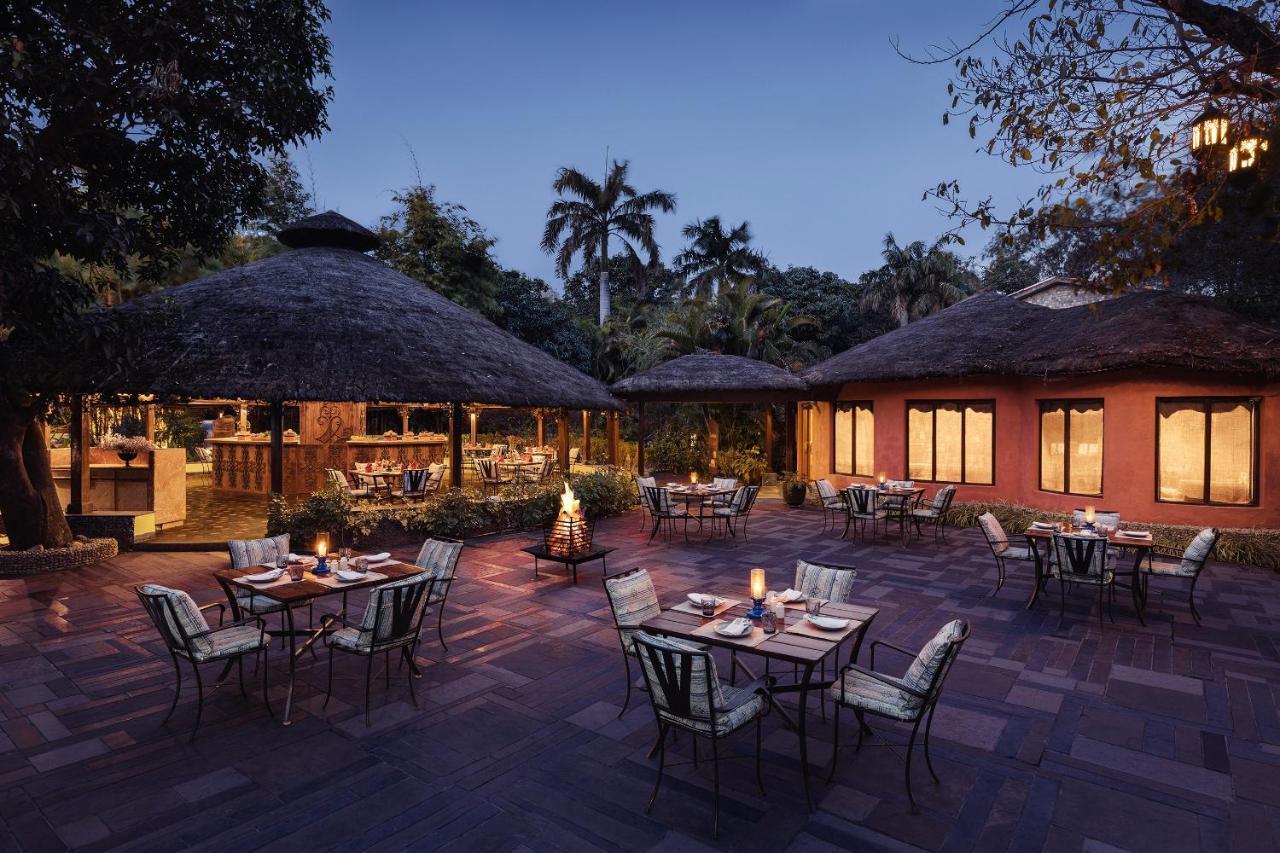Taj Corbett Resort And Spa Uttarakhand Рамнагар Экстерьер фото