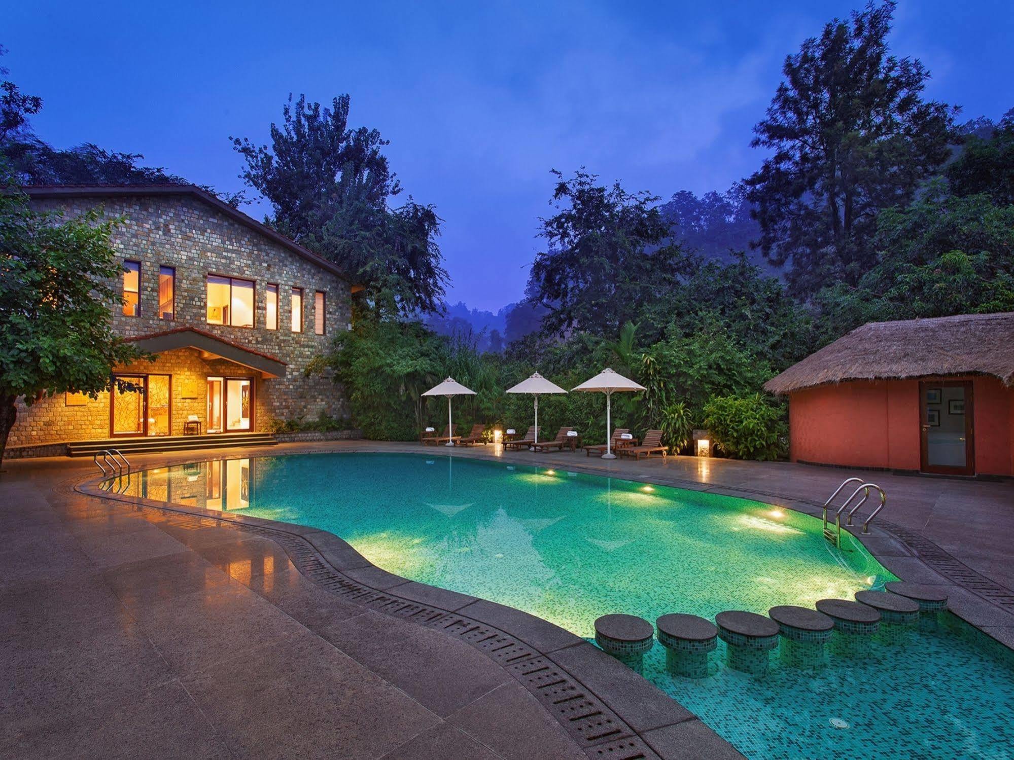 Taj Corbett Resort And Spa Uttarakhand Рамнагар Экстерьер фото