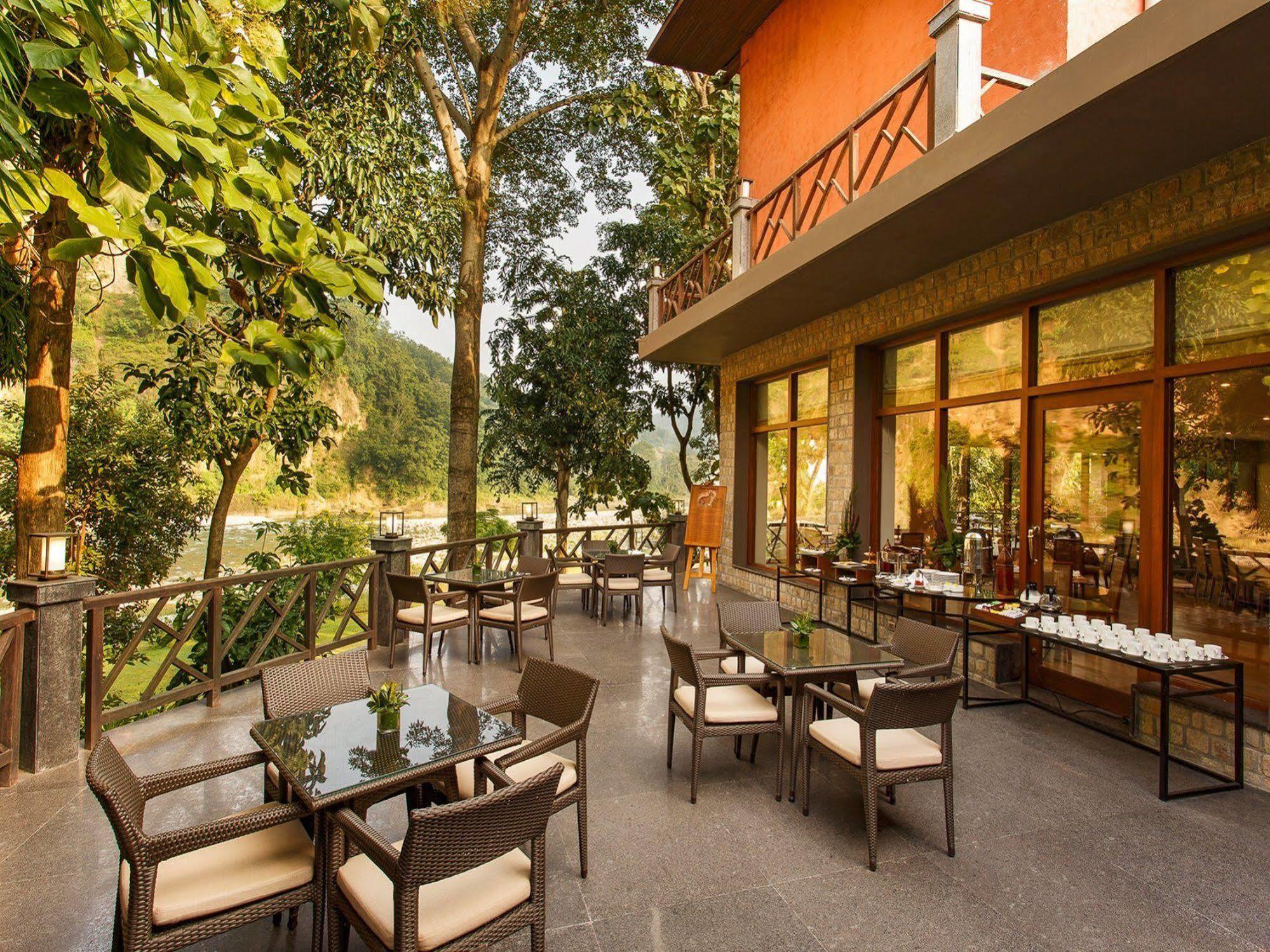Taj Corbett Resort And Spa Uttarakhand Рамнагар Экстерьер фото